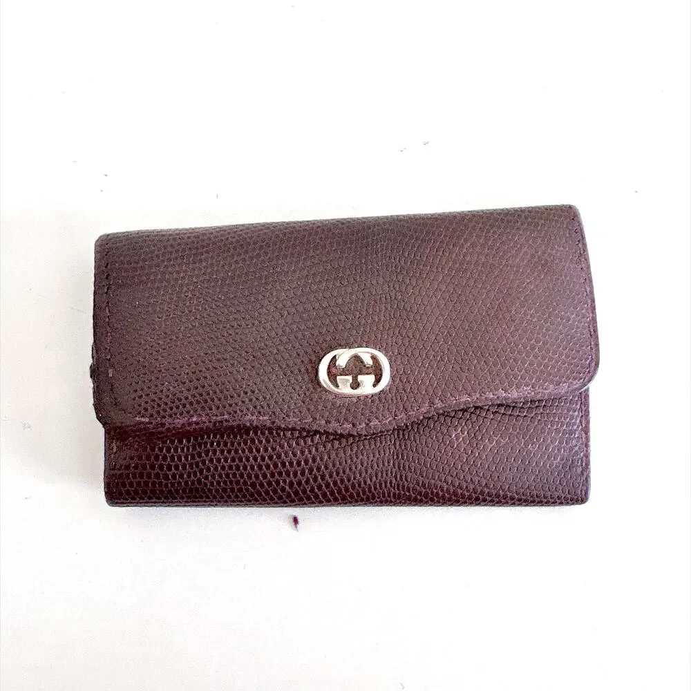 VINTAGE GUCCI BURGUNDY LIZARD EMBOSSED LEATHER KEY CASE